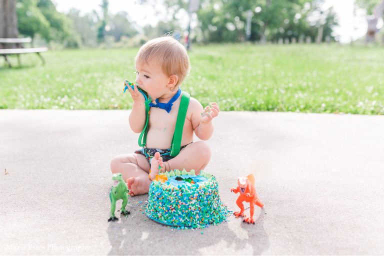 DeRidder Cake Smash Photos